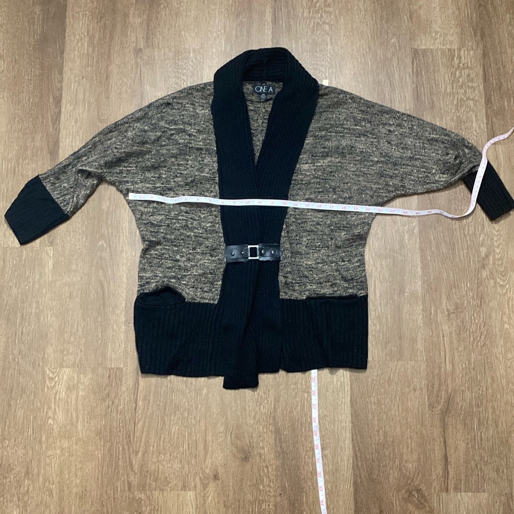 One A Medium Belted Black Lapel brown Marbled Womens Cardigan